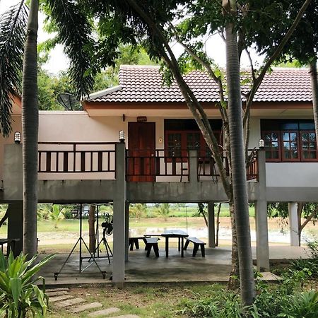 Resort Railumpoo Nakhon Sawan Luaran gambar