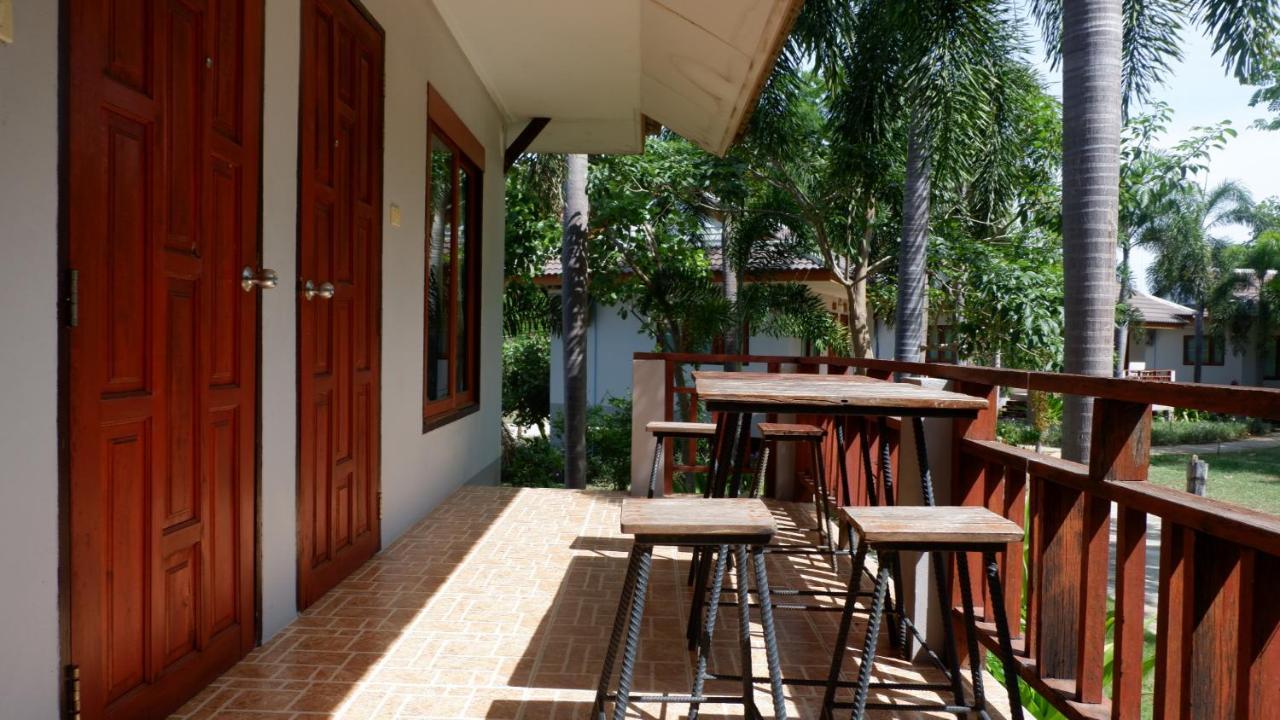 Resort Railumpoo Nakhon Sawan Luaran gambar