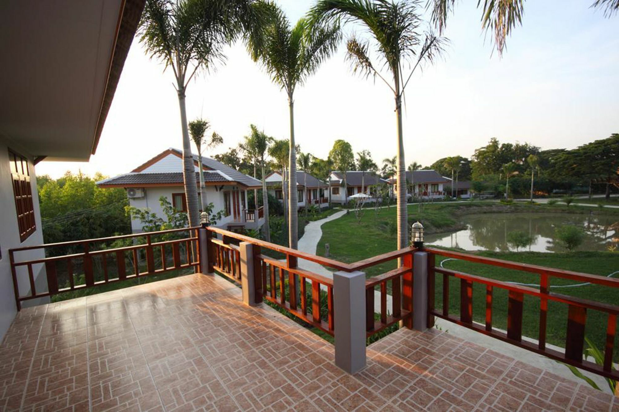 Resort Railumpoo Nakhon Sawan Luaran gambar