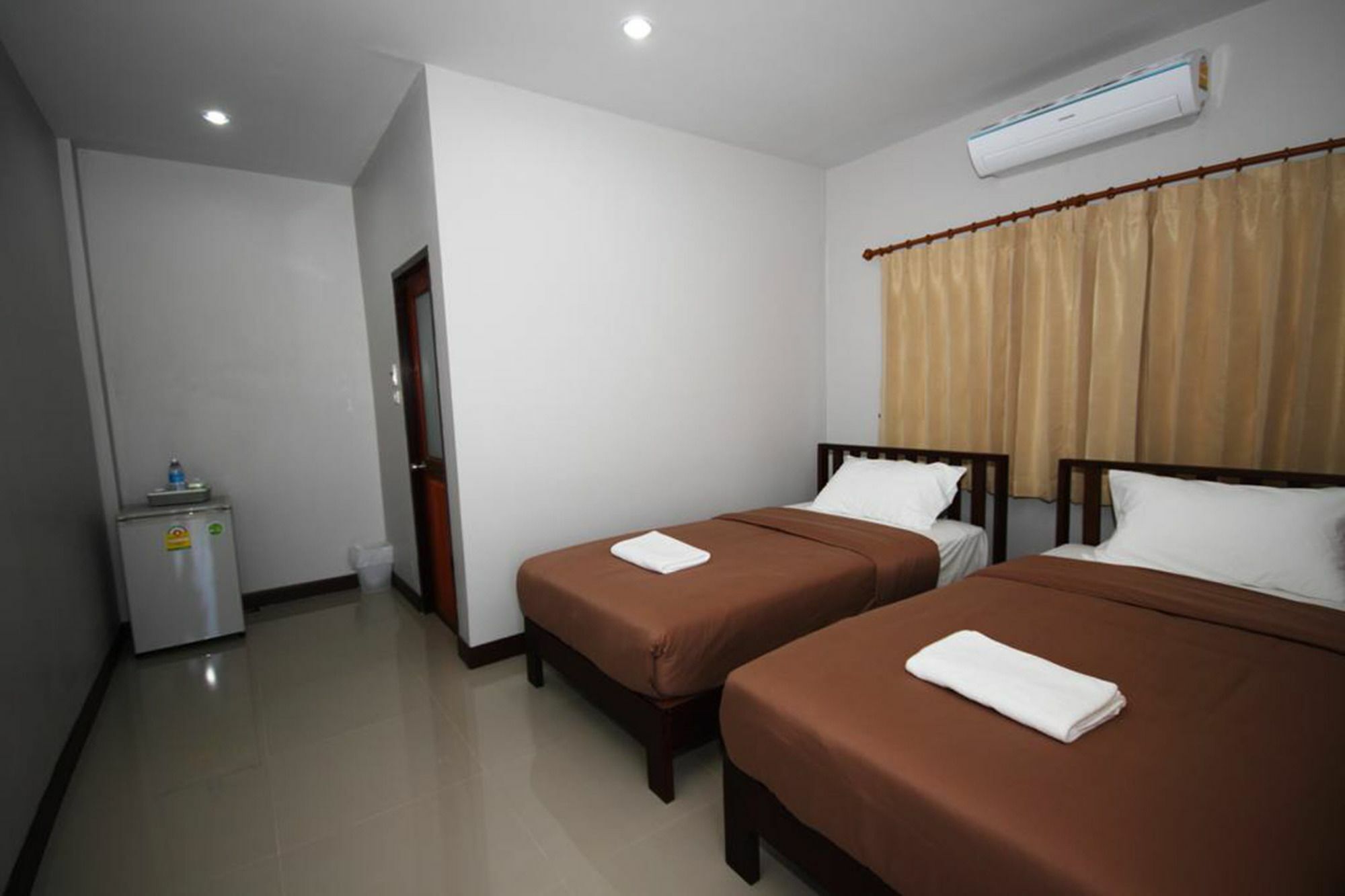 Resort Railumpoo Nakhon Sawan Luaran gambar