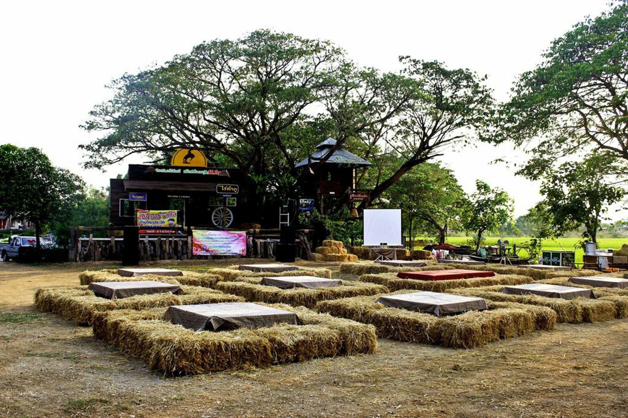 Resort Railumpoo Nakhon Sawan Luaran gambar